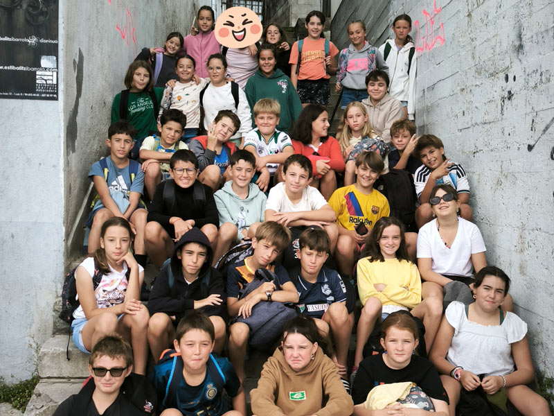 ondarroako ateraldia 12